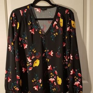 AnnTaylor Factory Shirt Size: L